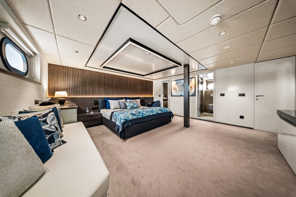 ANIMA MARIS VIP Stateroom - Lower deck Bow ANIMA MARIS VIP Stateroom - Lower deck Bow